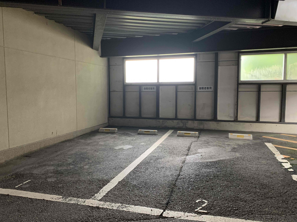 中の橋立体駐車場内 身体障害者用駐車場